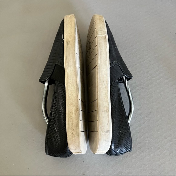 VINCE Blair 5 Slip On Sneaker Perforated Leather - Picture 2 of 6